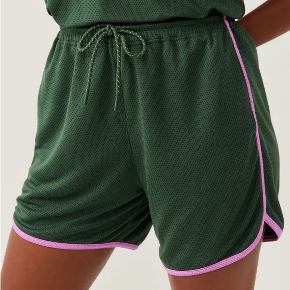 NWOT Outdoor Voices evergreen and pink recmesh athletic shorts - Picture 1 of 7